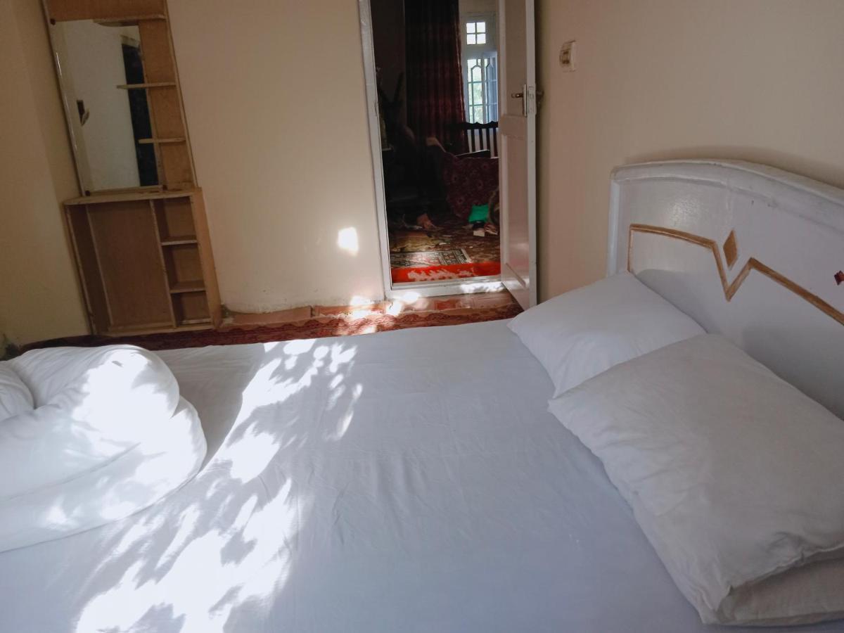 Golden Ibex Resort Скарду Екстериор снимка