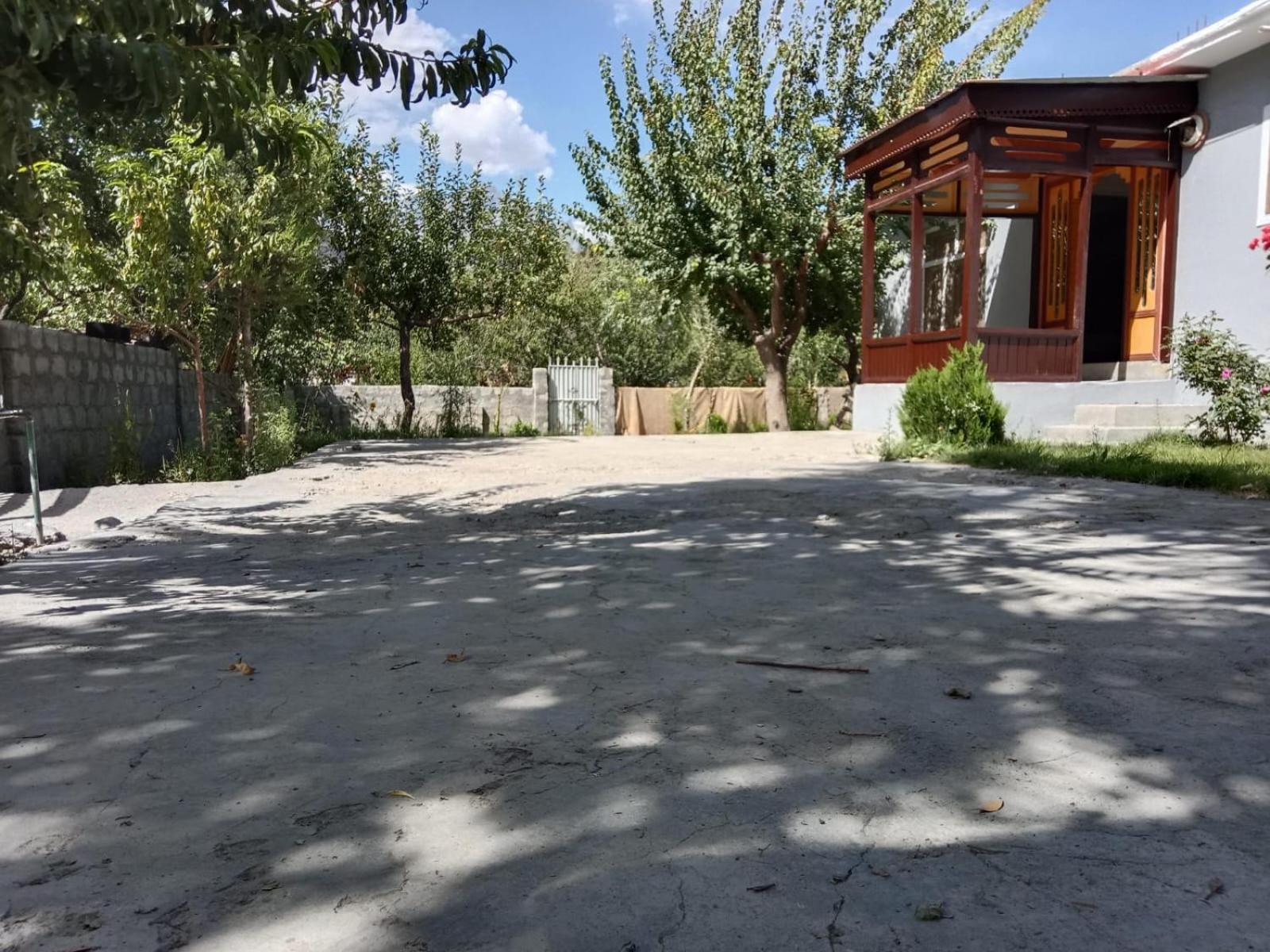 Golden Ibex Resort Скарду Екстериор снимка