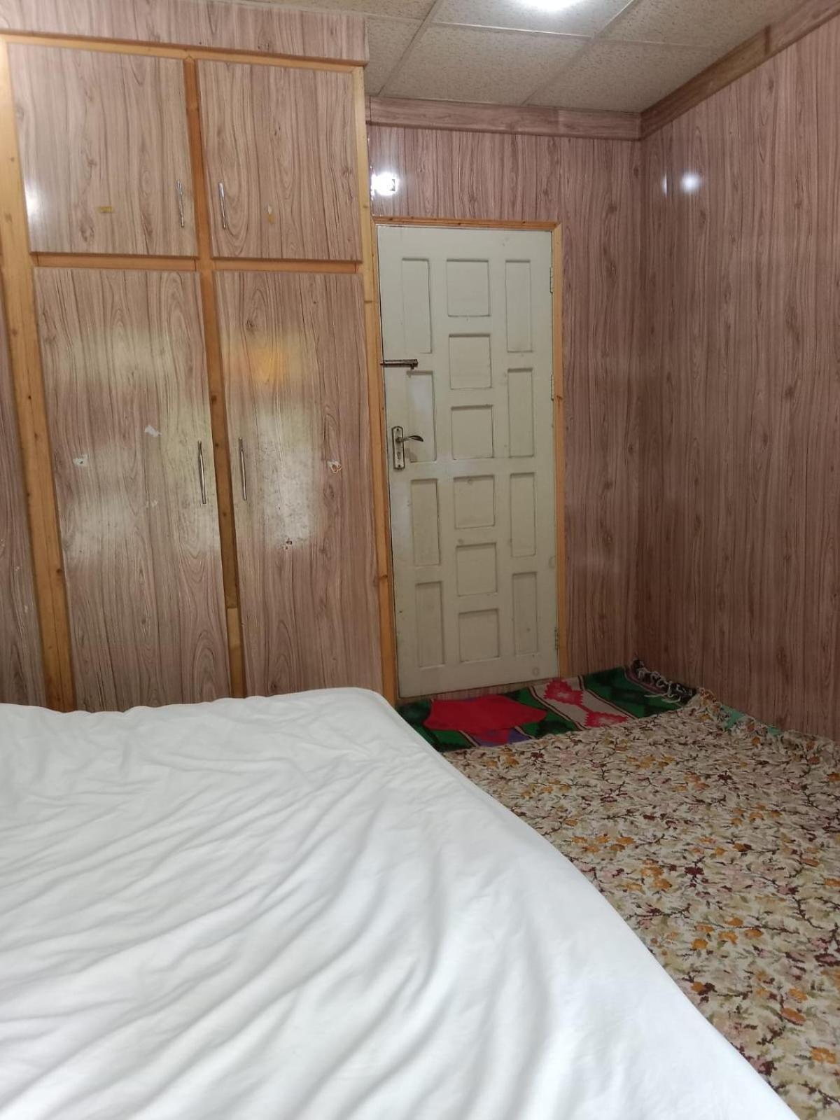 Golden Ibex Resort Скарду Екстериор снимка