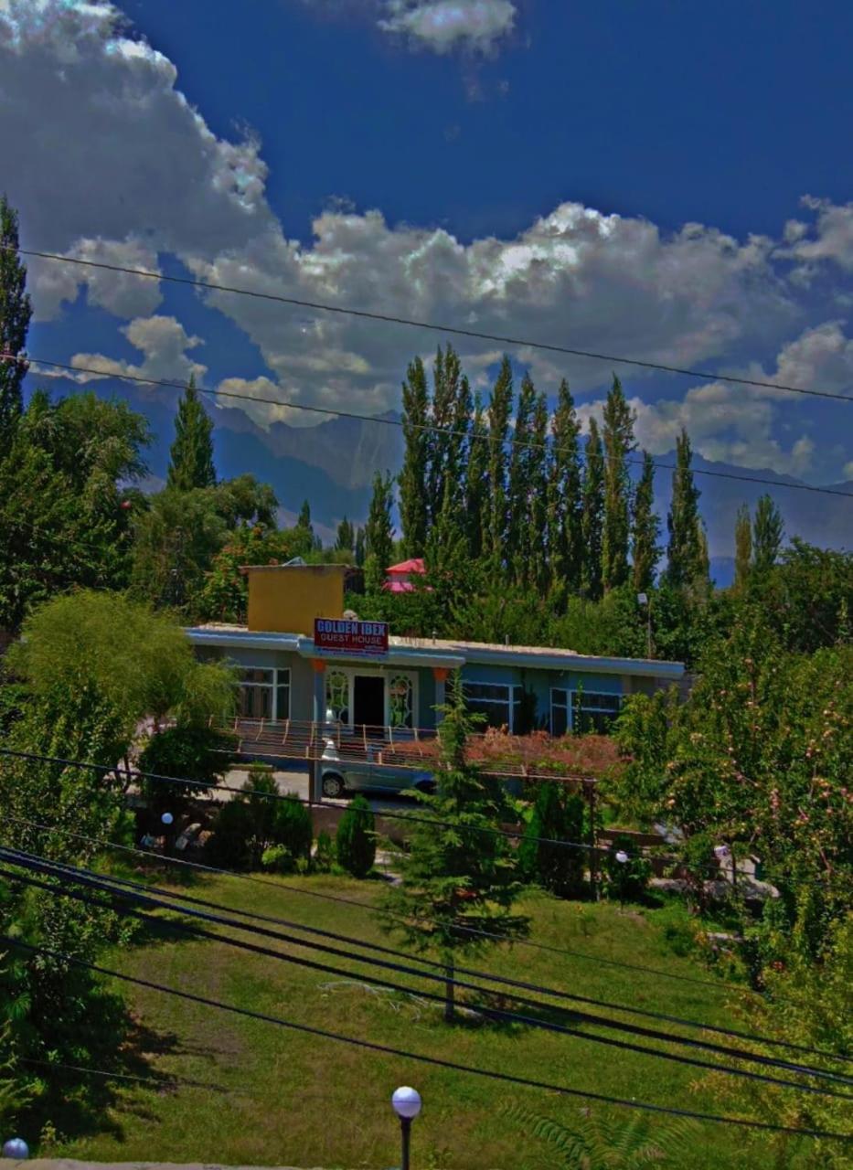 Golden Ibex Resort Скарду Екстериор снимка