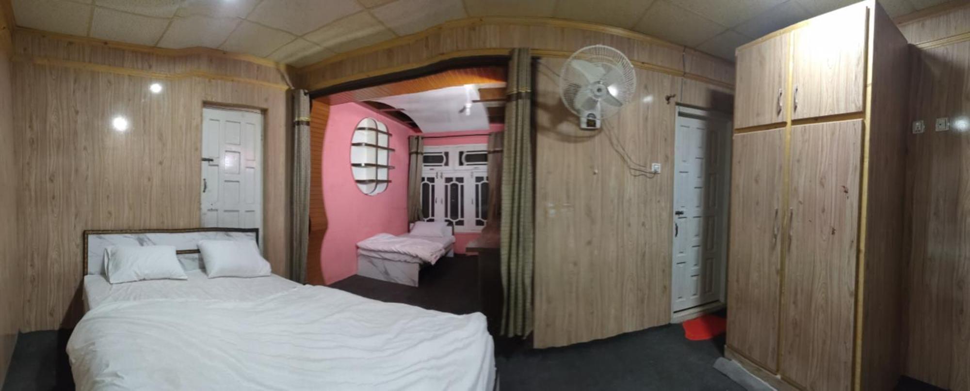 Golden Ibex Resort Скарду Екстериор снимка