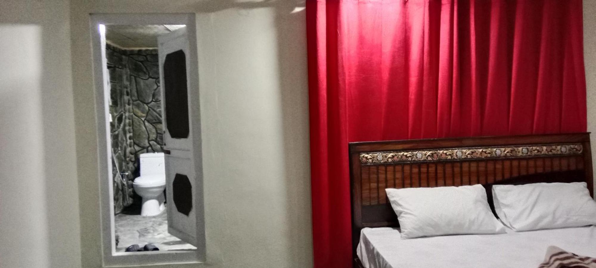 Golden Ibex Resort Скарду Екстериор снимка