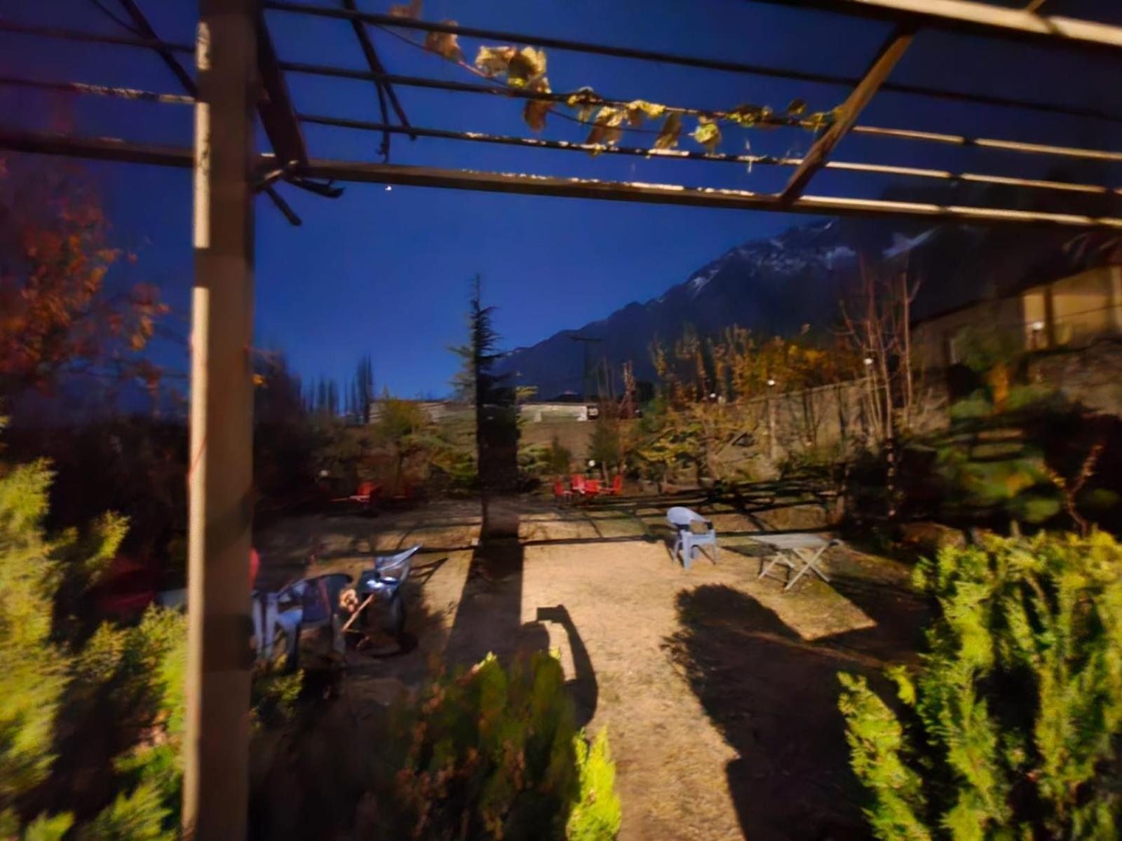 Golden Ibex Resort Скарду Екстериор снимка